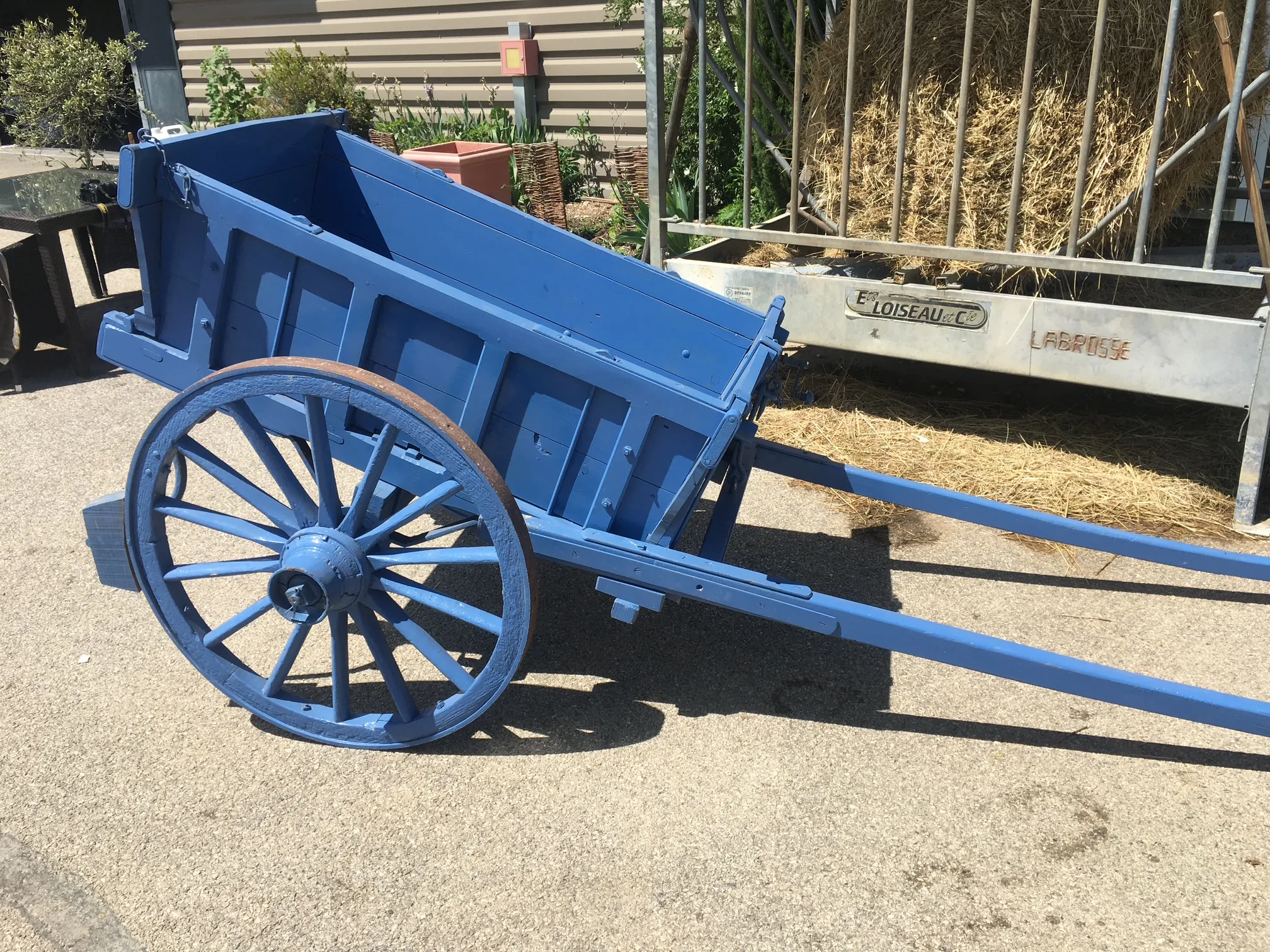 Voitures d'Antan Calèche Tombereau 11