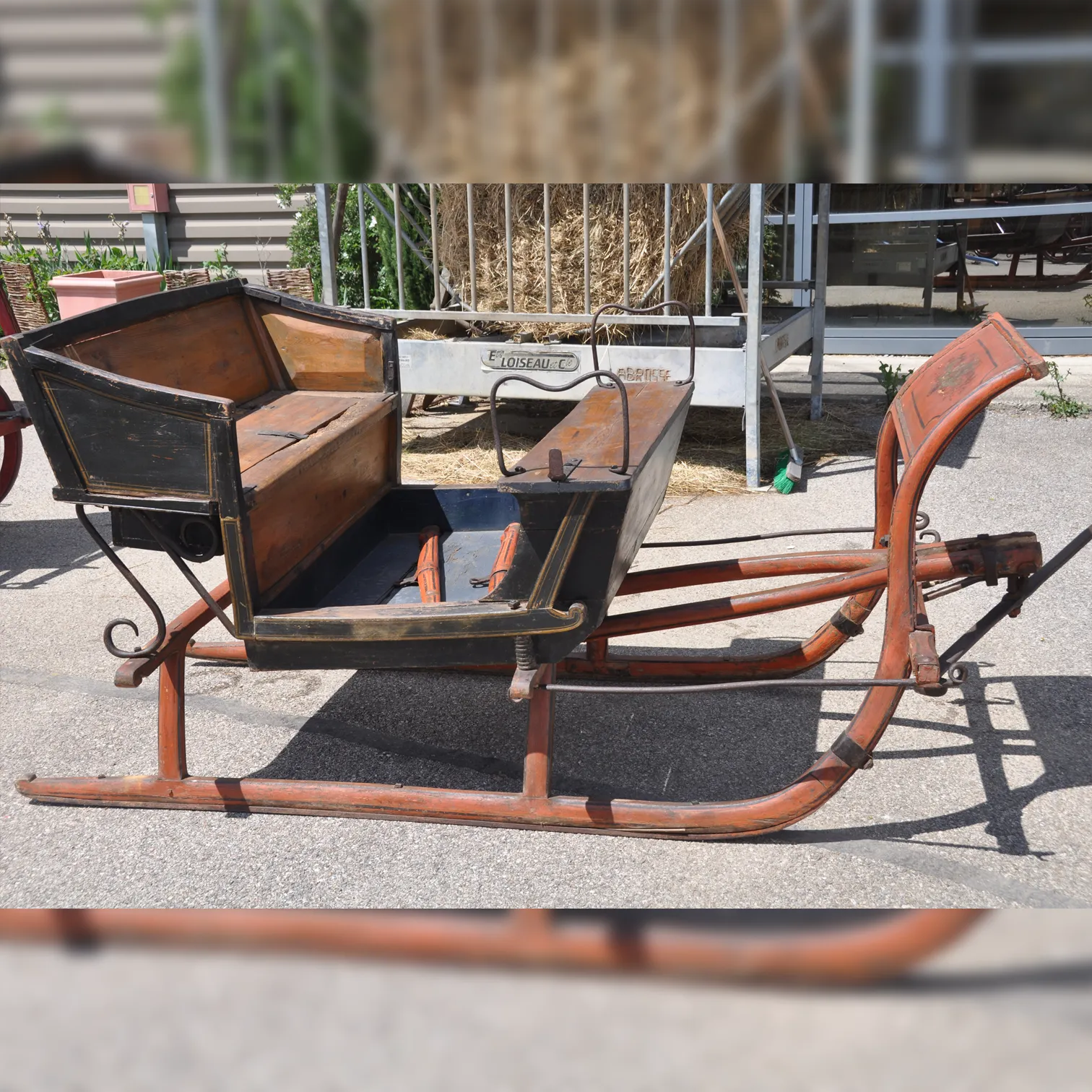 Voitures d'Antan Calèche Traineau 4 10