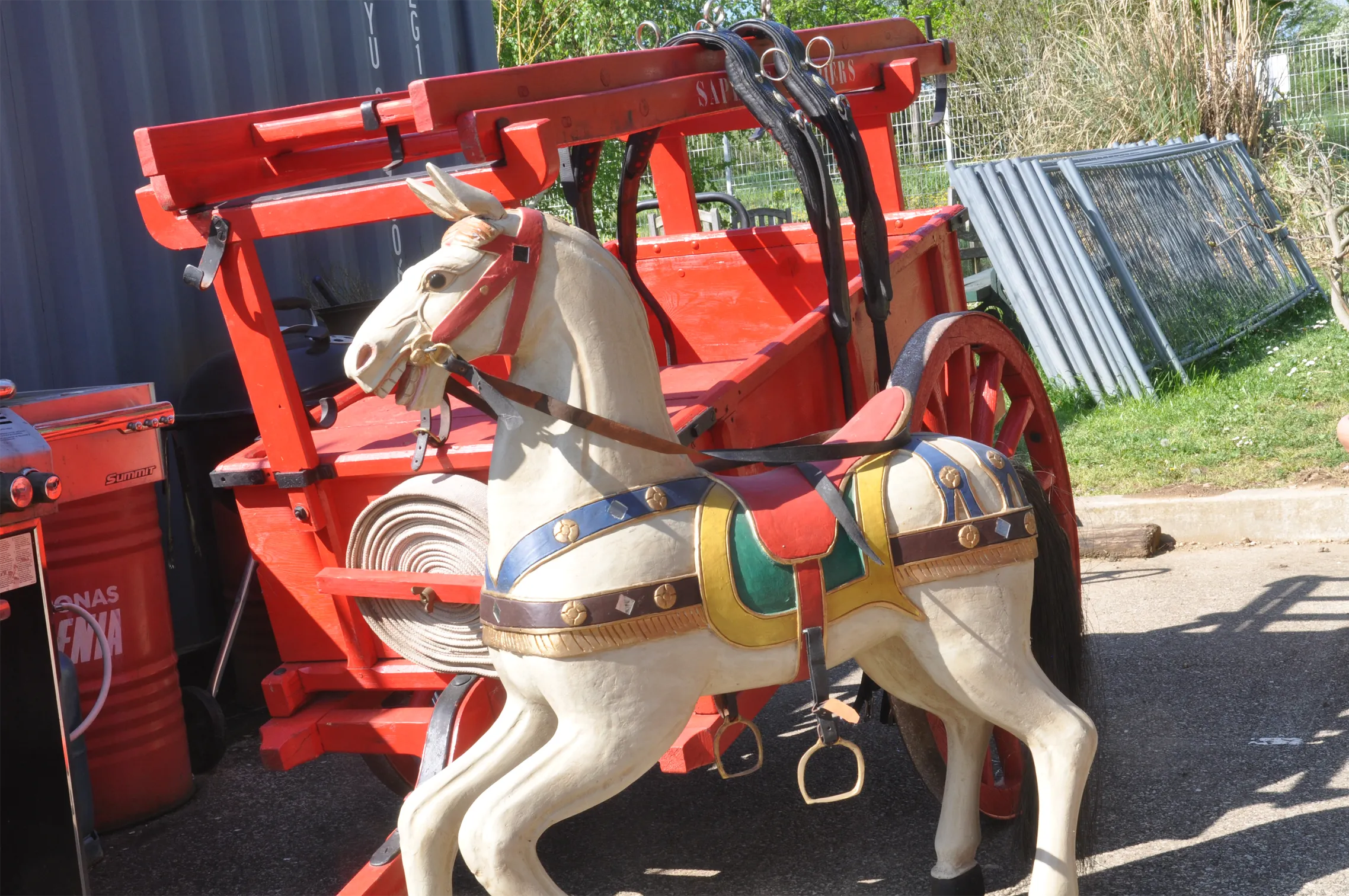 Voitures d'Antan Cheval de Manège 4 11