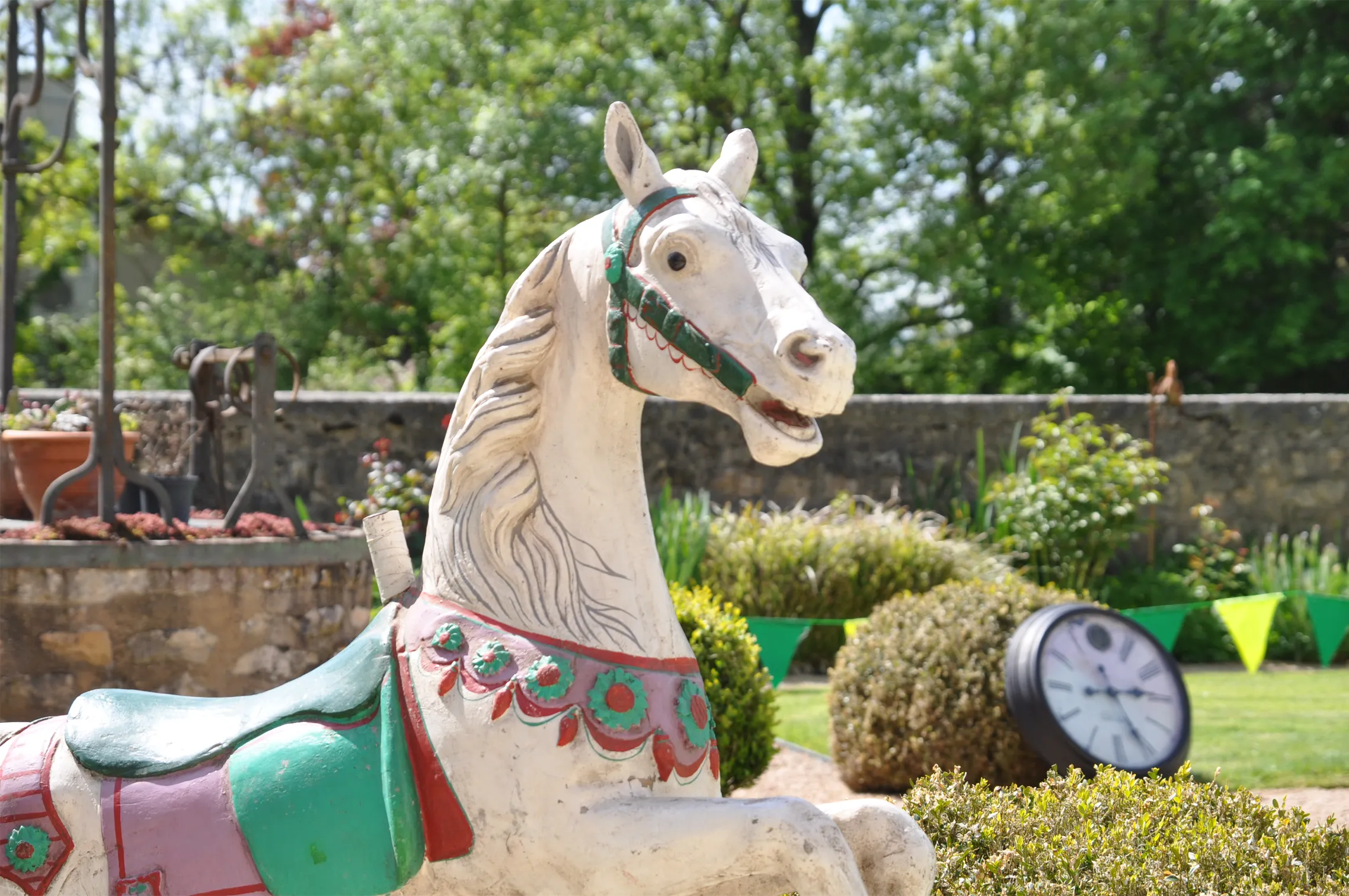 Voitures d'Antan Cheval de Manège 7 12
