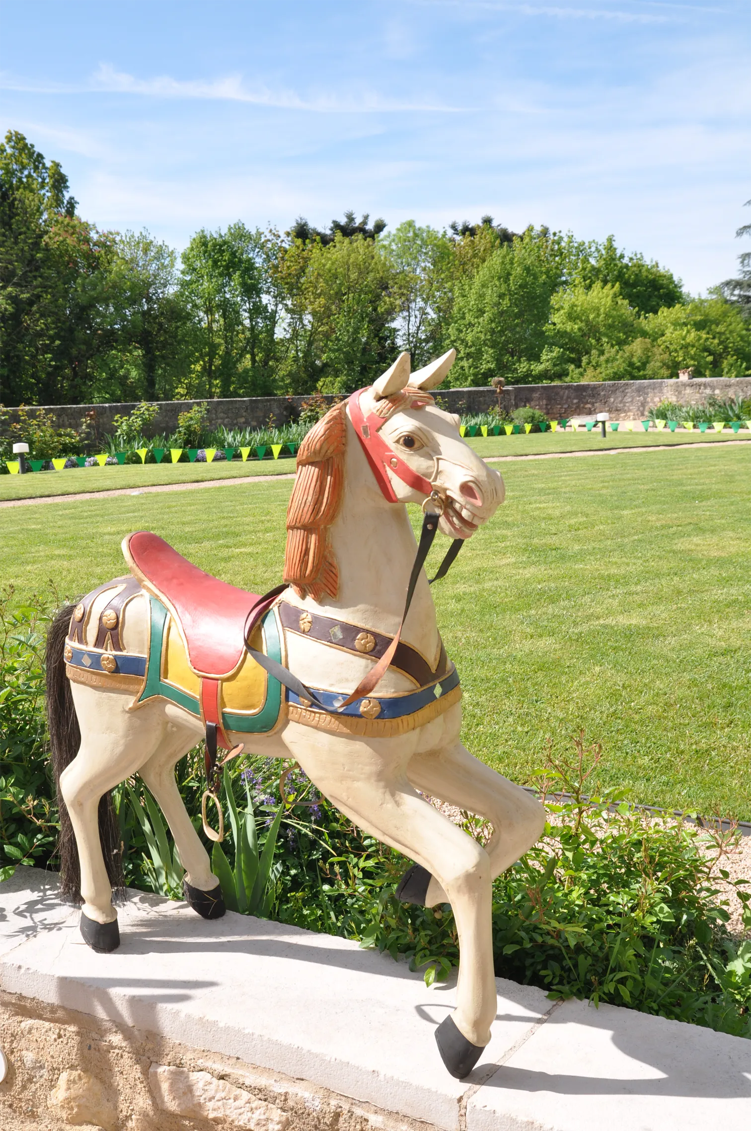 Voitures d'Antan Cheval de Manège 8 12