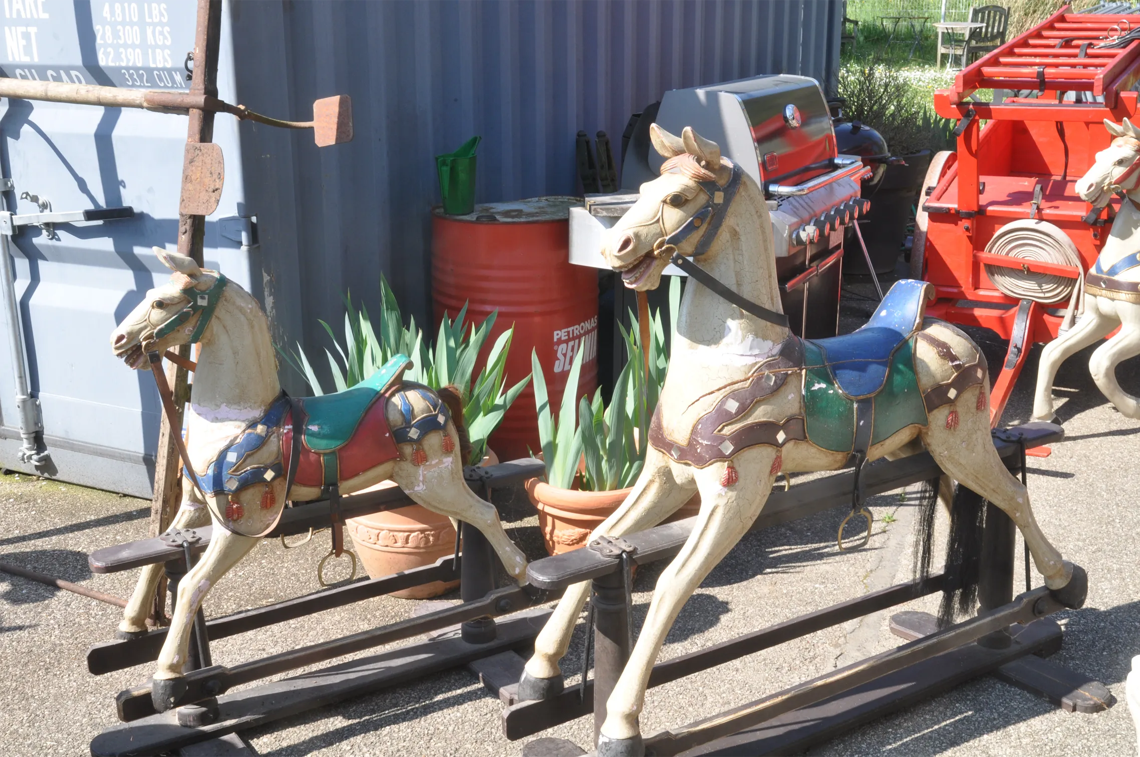 Voitures d'Antan Cheval de Manège Bascule Grand Modèle 12
