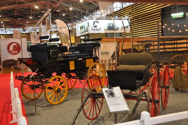 Voitures d'Antan Exposition Equita Lyon 2025 2