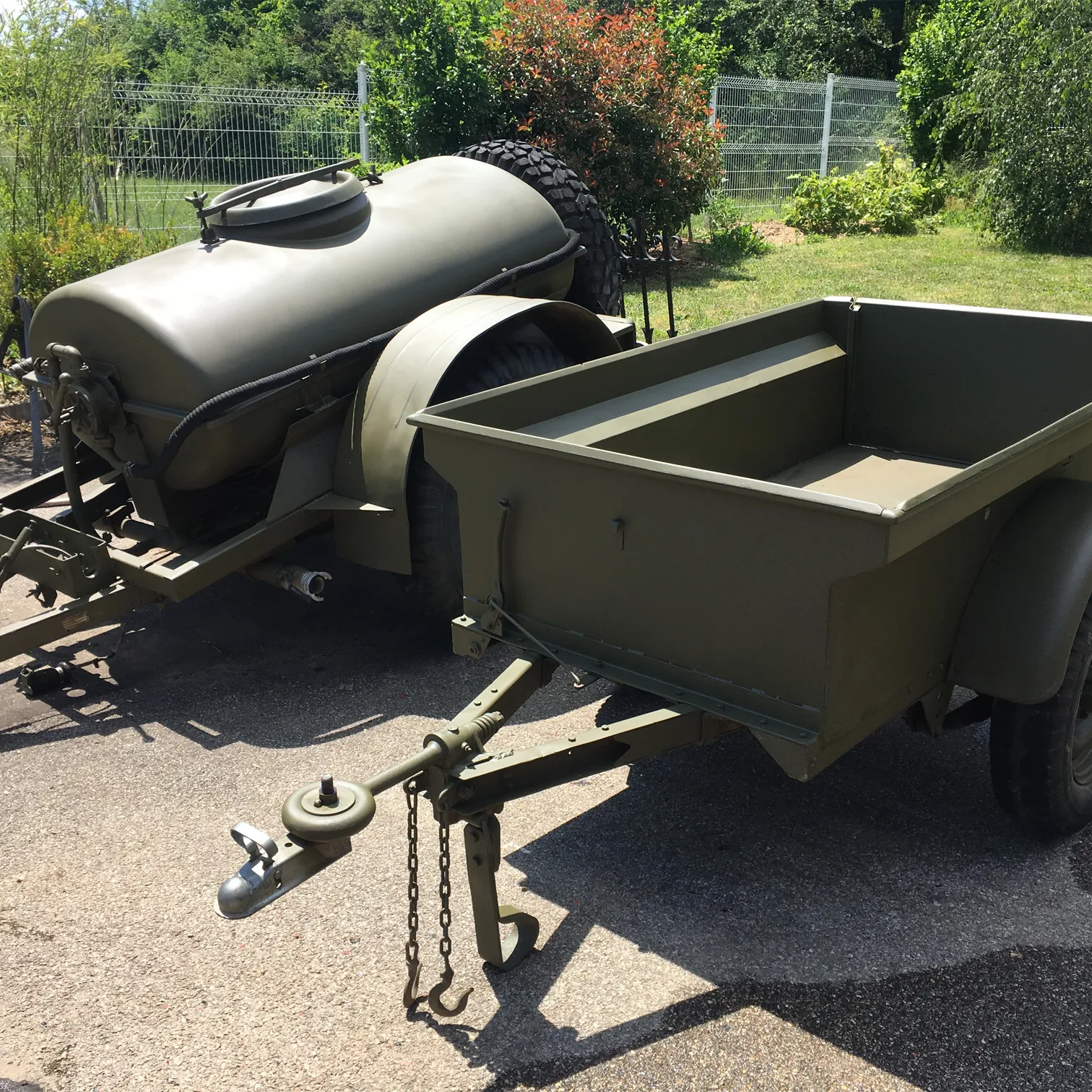 Voitures d'Antan Tracteur Agricole Ancien Remorques 10